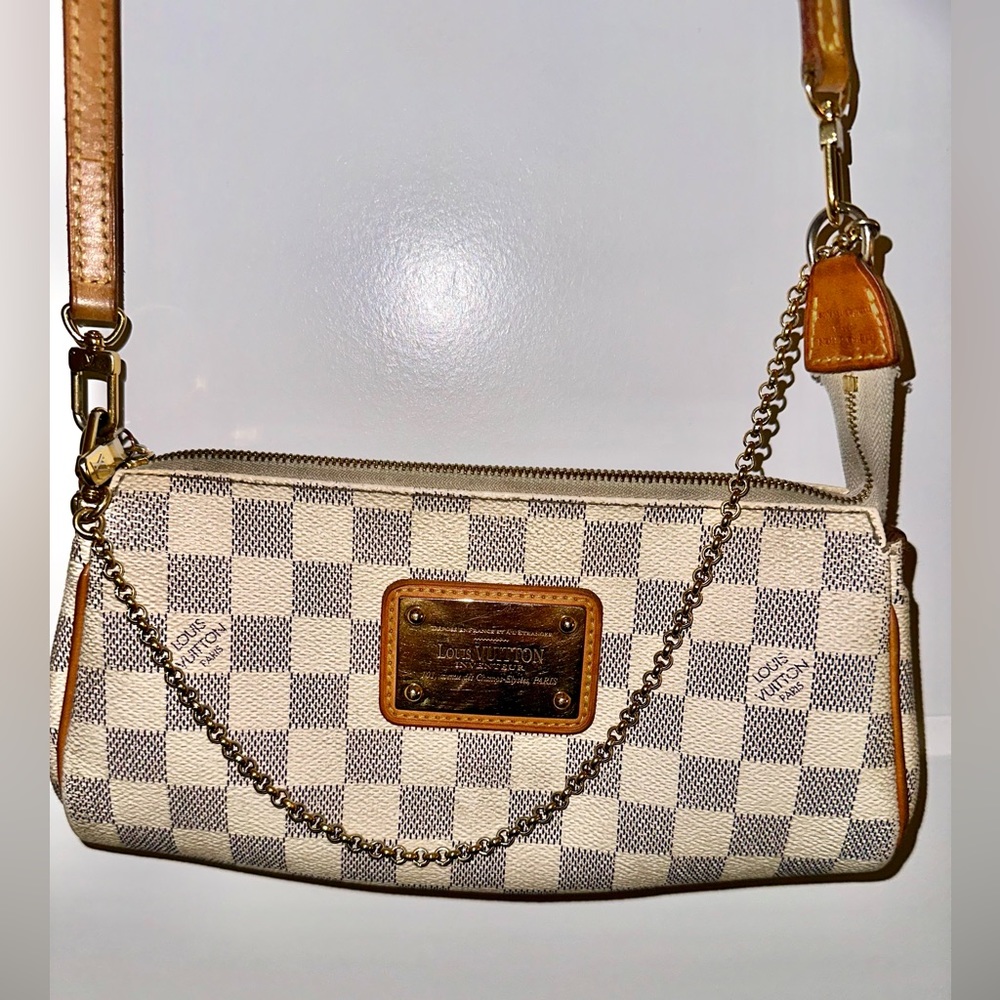100% AUTHENTIC LOUIS VUITTON WHITE CHECKERED BAG